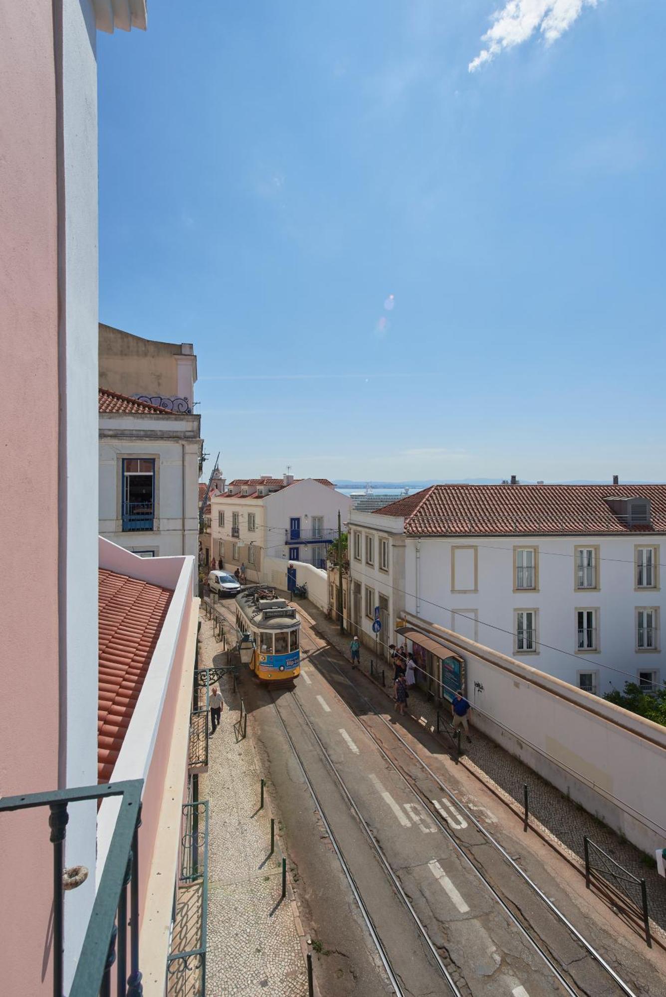 Alfama Village Lisbona Esterno foto